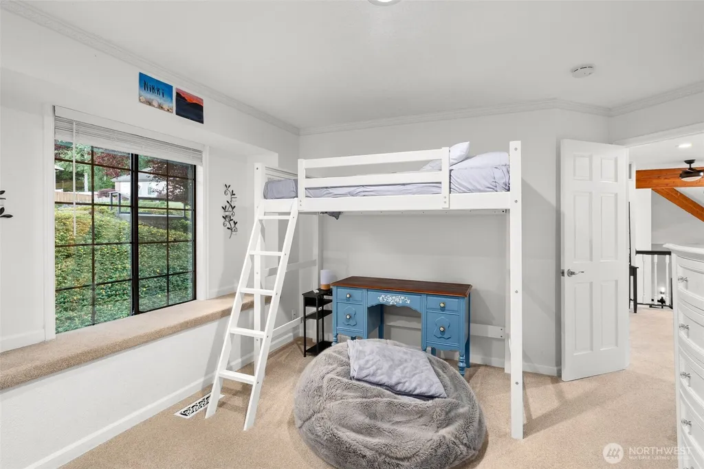 620 122nd Street Ct NW Gig Harbor WA 98332