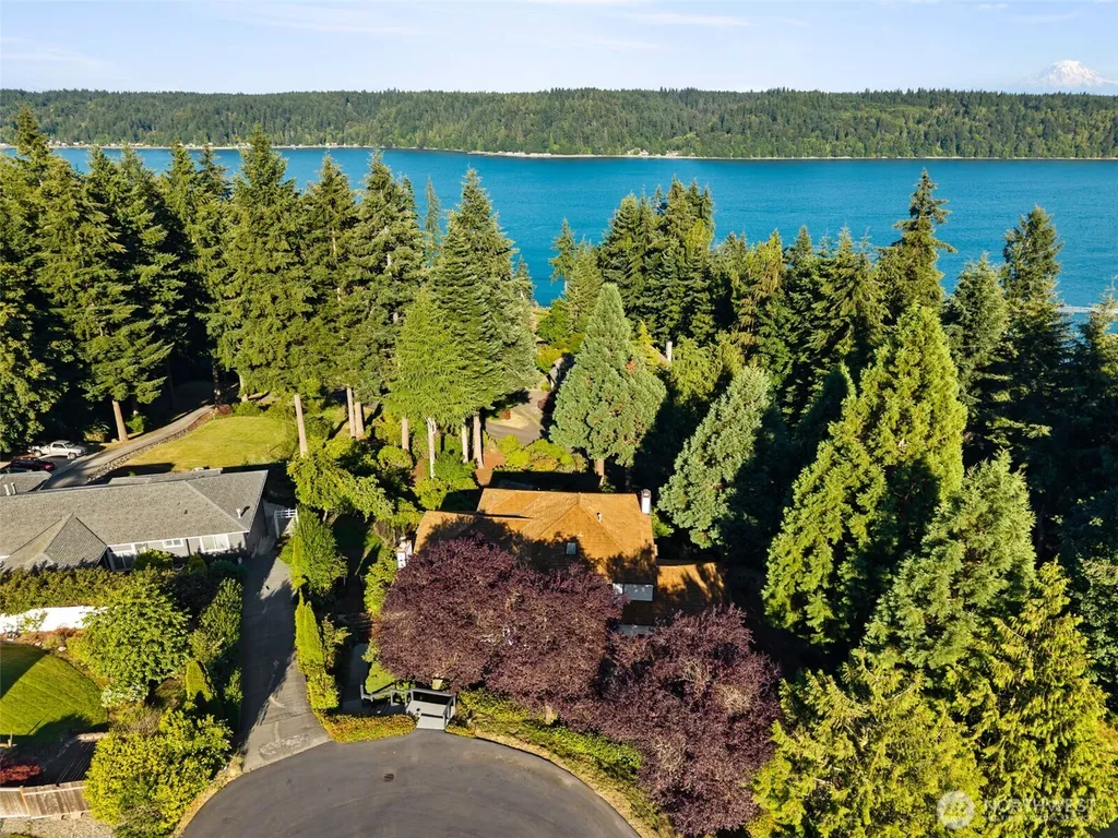 620 122nd Street Ct NW Gig Harbor WA 98332