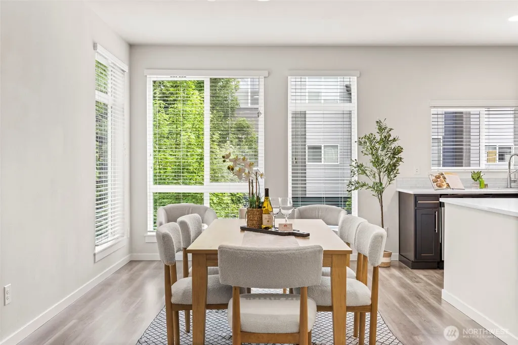 16201 Meadow Road Lynnwood WA 98087