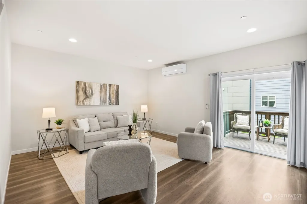 16201 Meadow Road Lynnwood WA 98087