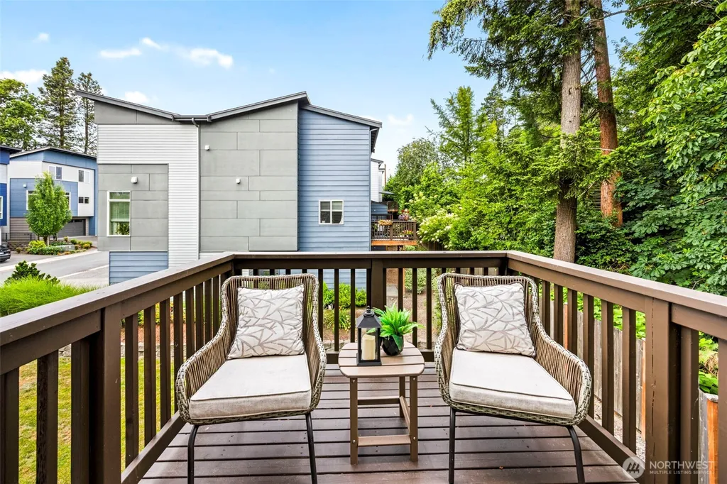 16201 Meadow Road Lynnwood WA 98087