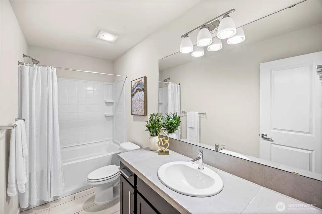 16201 Meadow Road Lynnwood WA 98087