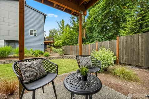 16201 Meadow Road Lynnwood WA 98087