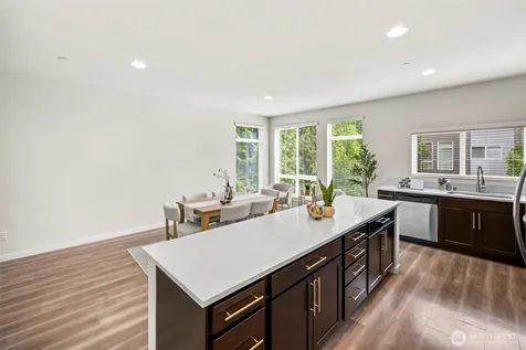 16201 Meadow Road Lynnwood WA 98087