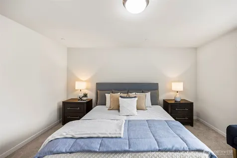 16201 Meadow Road Lynnwood WA 98087