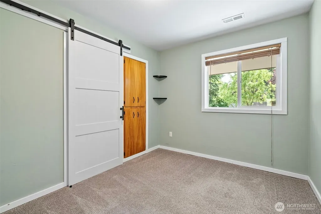 26307 112th Street E Buckley WA 98321