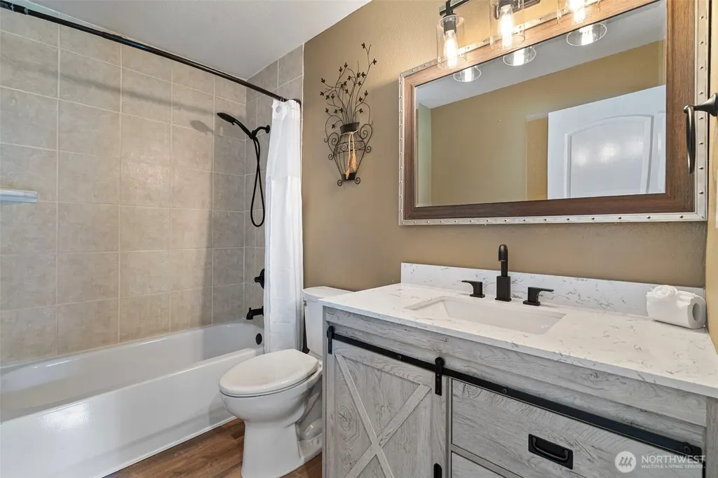 26307 112th Street E Buckley WA 98321