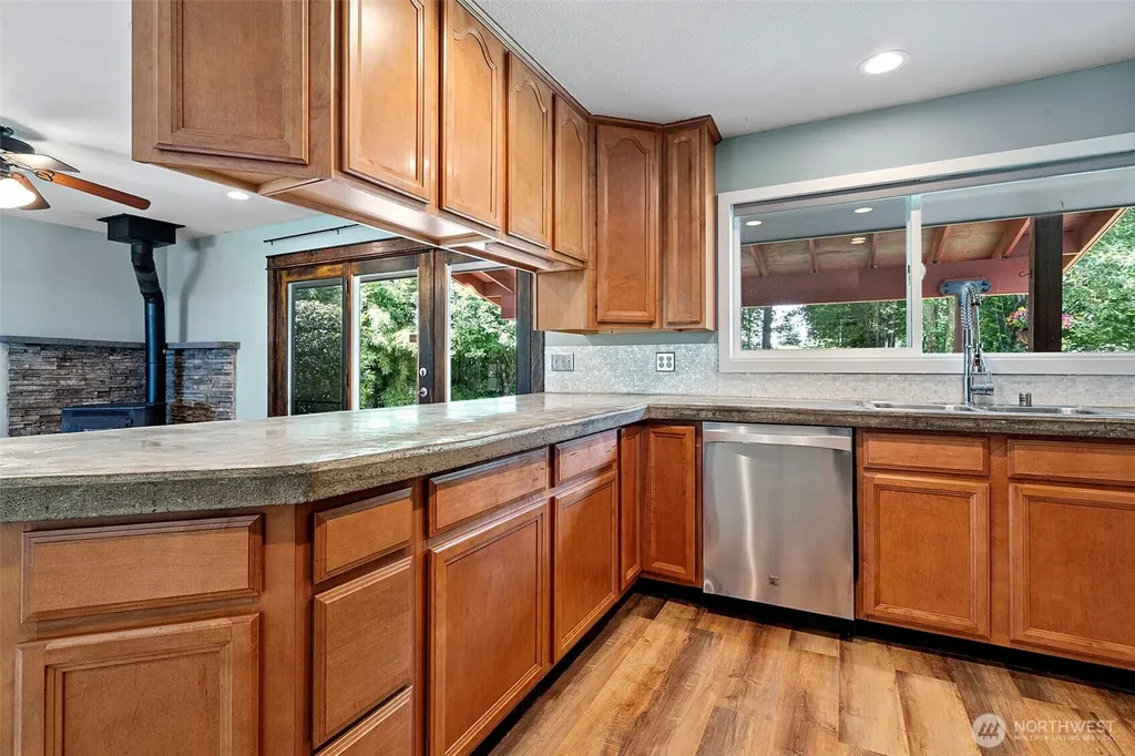 26307 112th Street E Buckley WA 98321