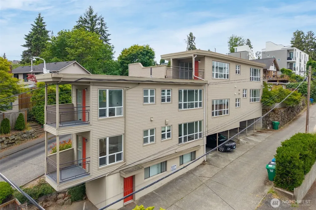 650 W Bertona Street Seattle WA 98119