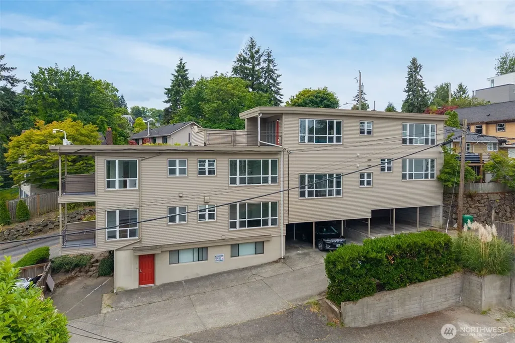 650 W Bertona Street Seattle WA 98119