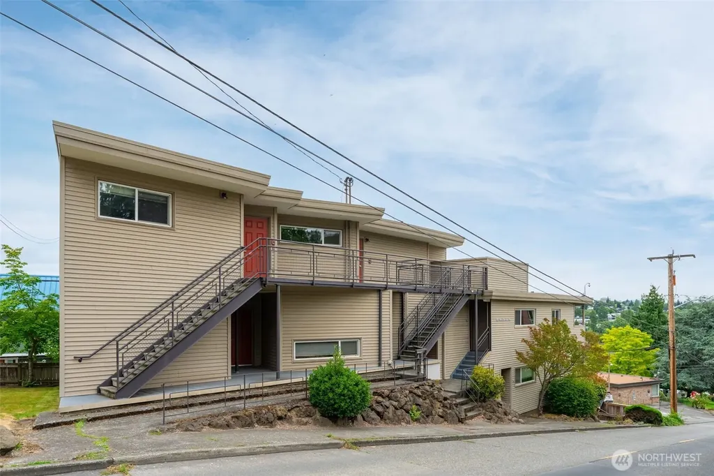 650 W Bertona Street Seattle WA 98119