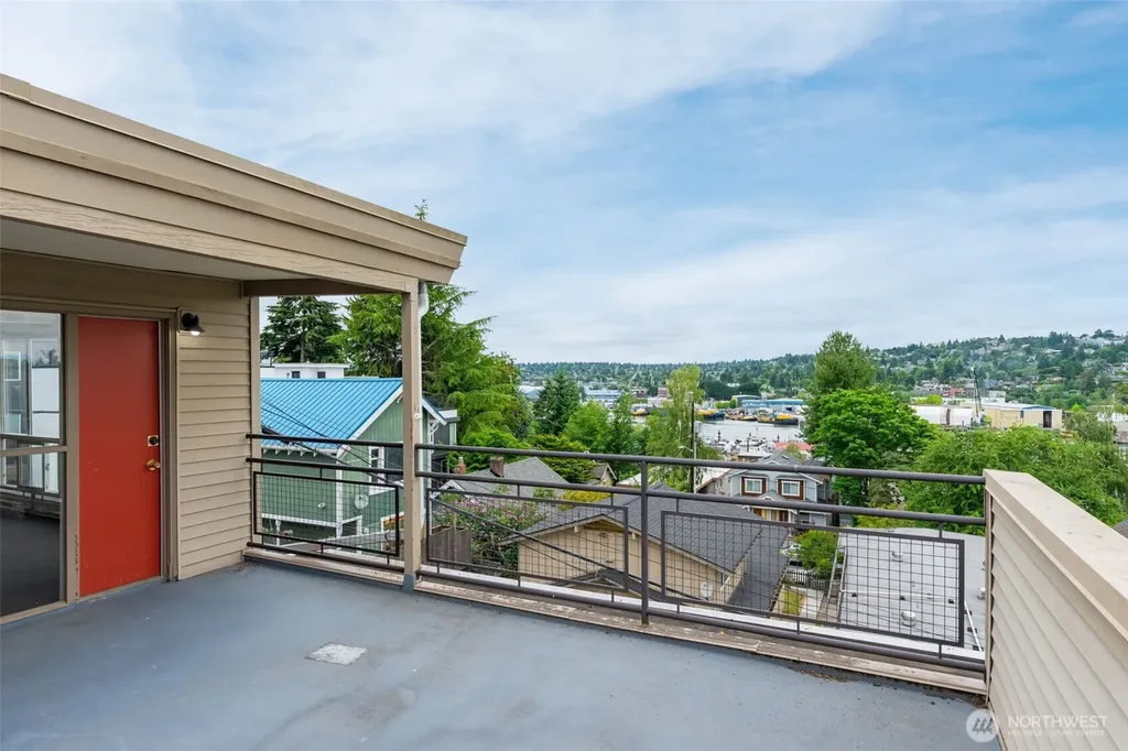650 W Bertona Street Seattle WA 98119