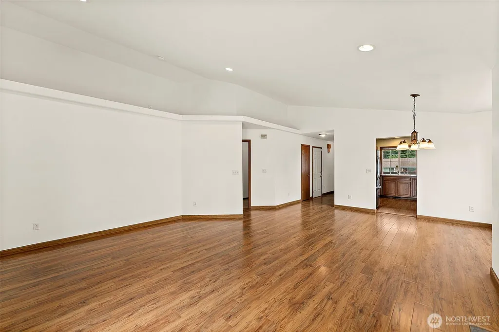 628 S 117th Street Tacoma WA 98444