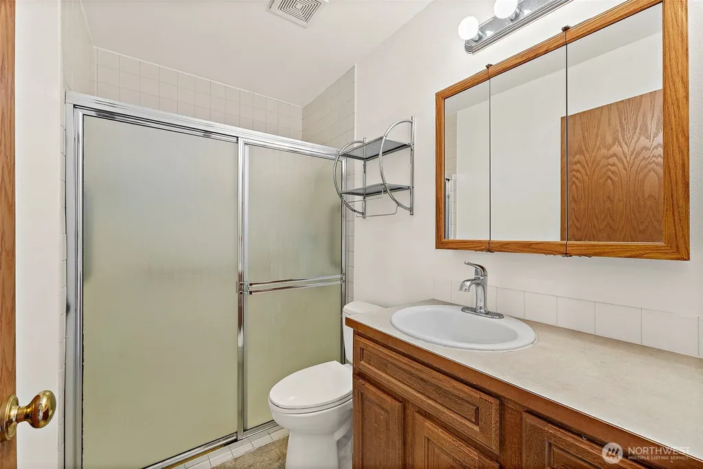 628 S 117th Street Tacoma WA 98444