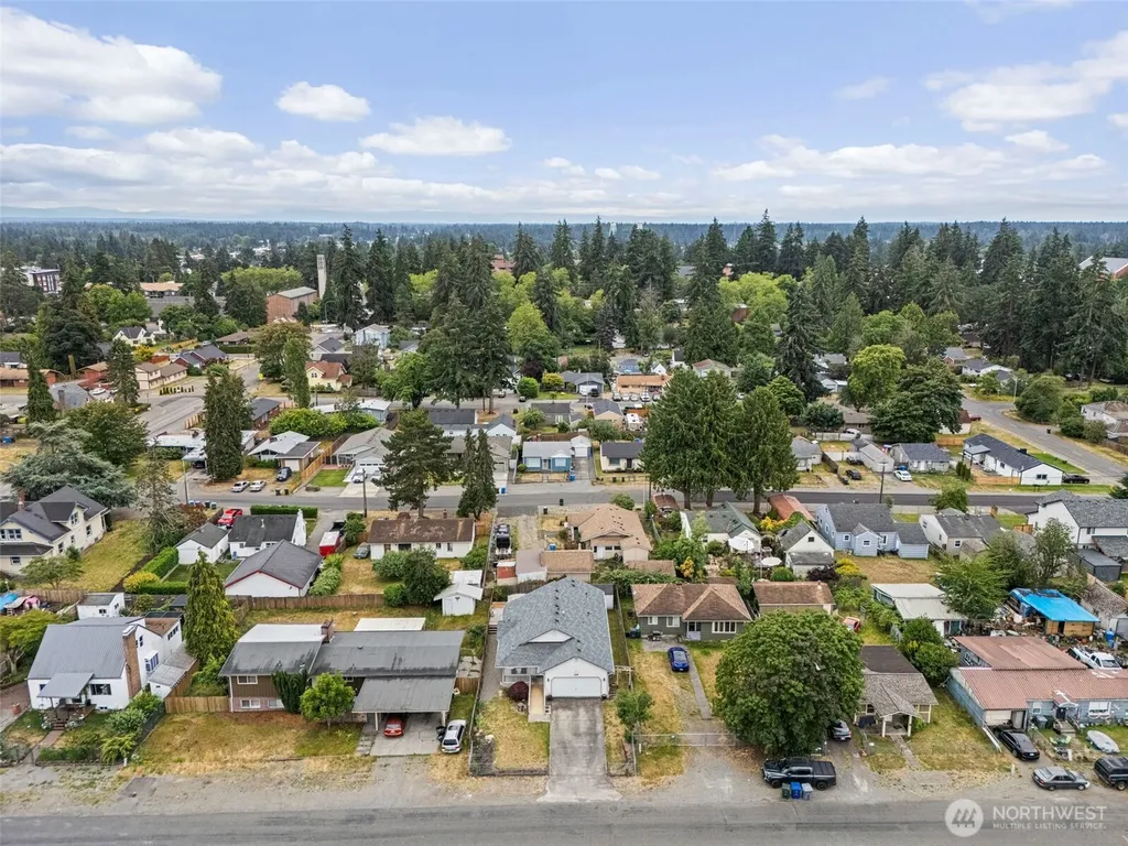 628 S 117th Street Tacoma WA 98444