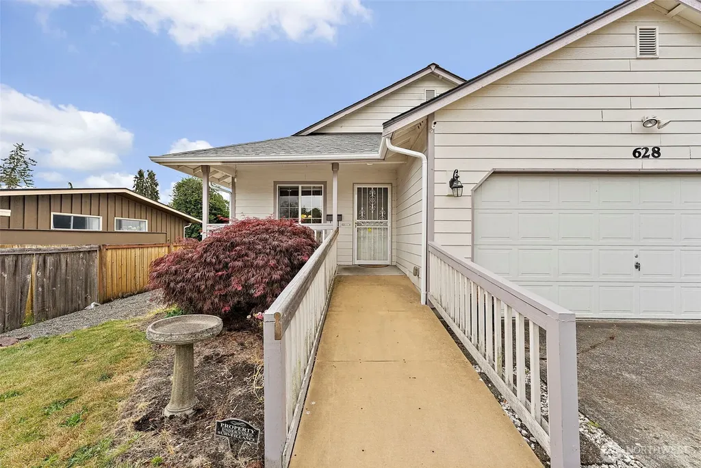 628 S 117th Street Tacoma WA 98444