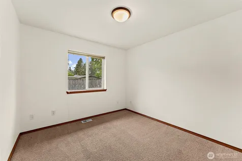 628 S 117th Street Tacoma WA 98444