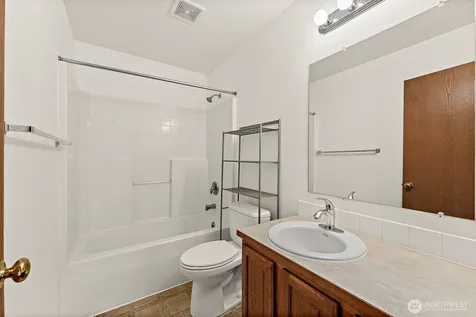 628 S 117th Street Tacoma WA 98444