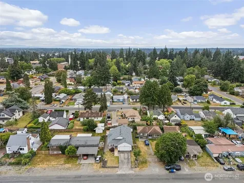 628 S 117th Street Tacoma WA 98444
