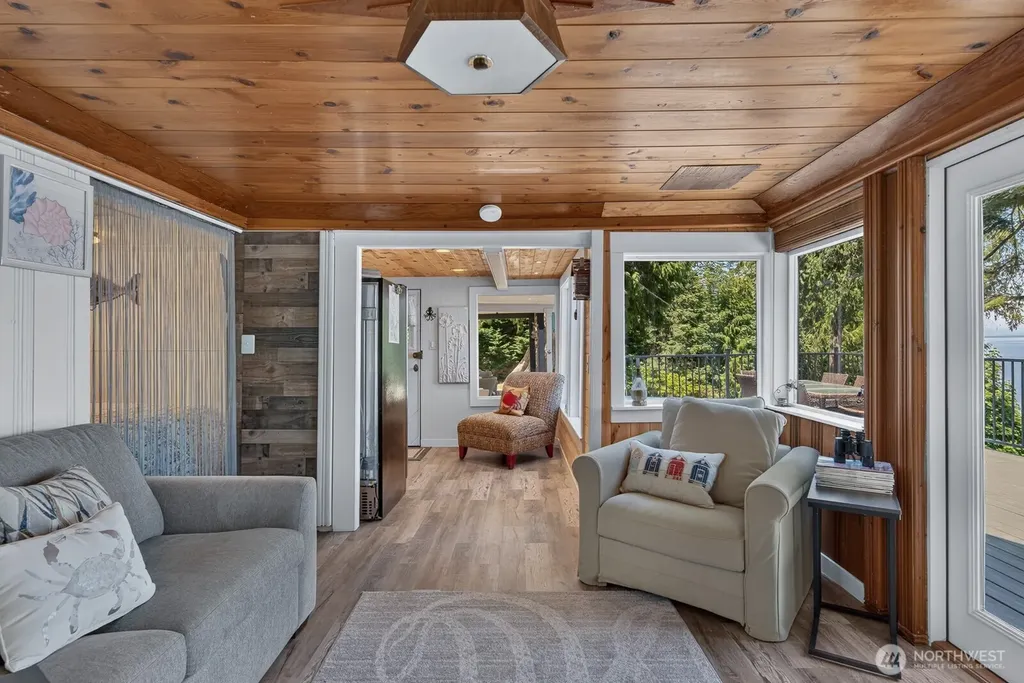 3365 Shoreline Drive Camano Island WA 98282