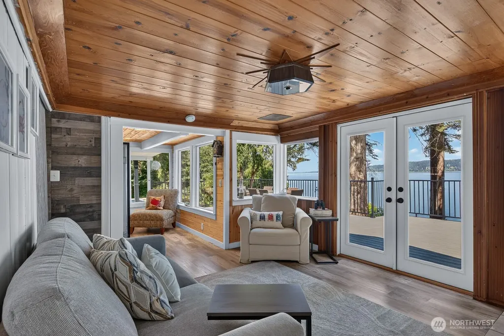 3365 Shoreline Drive Camano Island WA 98282