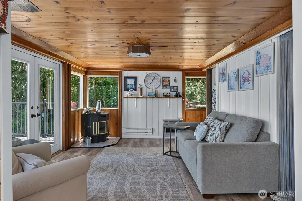 3365 Shoreline Drive Camano Island WA 98282