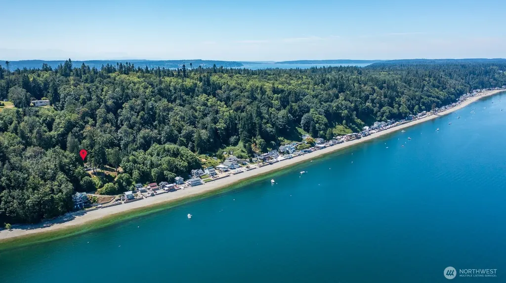 3365 Shoreline Drive Camano Island WA 98282