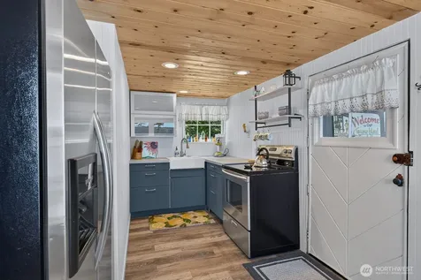 3365 Shoreline Drive Camano Island WA 98282