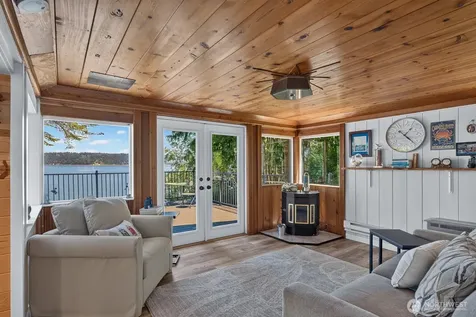 3365 Shoreline Drive Camano Island WA 98282