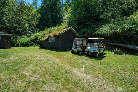 3365 Shoreline Drive Camano Island WA 98282