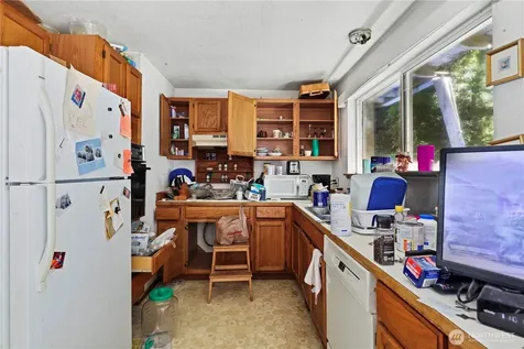 21515 16th Place W Lynnwood WA 98036