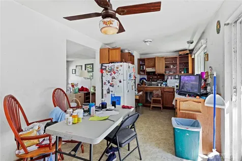 21515 16th Place W Lynnwood WA 98036