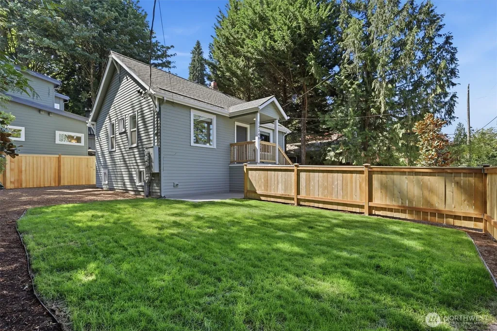 13349 25th Avenue NE Seattle WA 98125