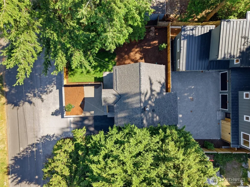 13349 25th Avenue NE Seattle WA 98125