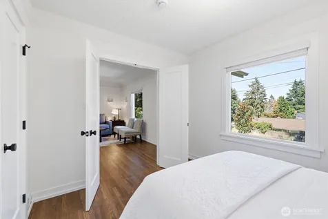 13349 25th Avenue NE Seattle WA 98125