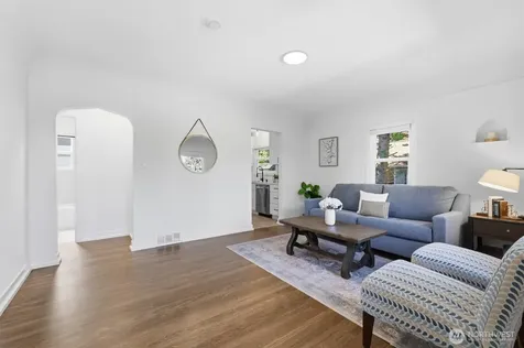 13349 25th Avenue NE Seattle WA 98125