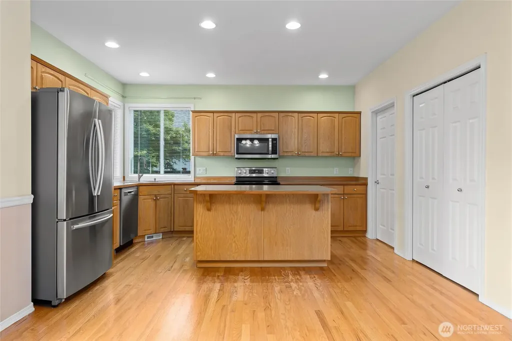21017 Springhaven Way E Bonney Lake WA 98391