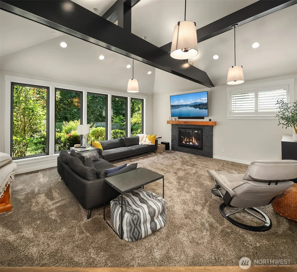 8902 196th Street SW Edmonds WA 98026