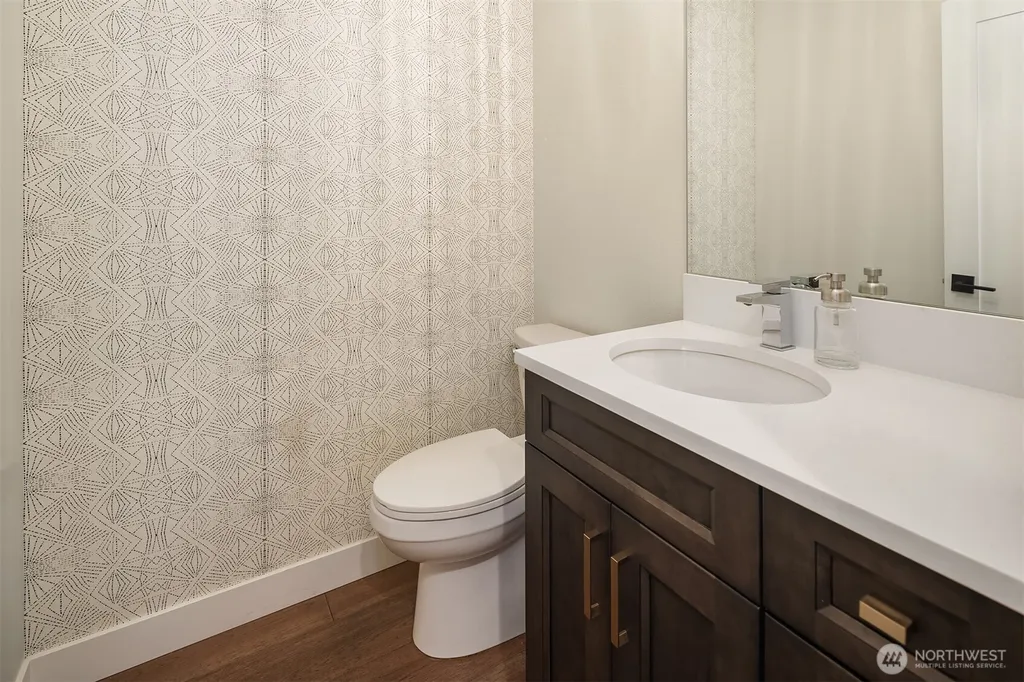 8902 196th Street SW Edmonds WA 98026