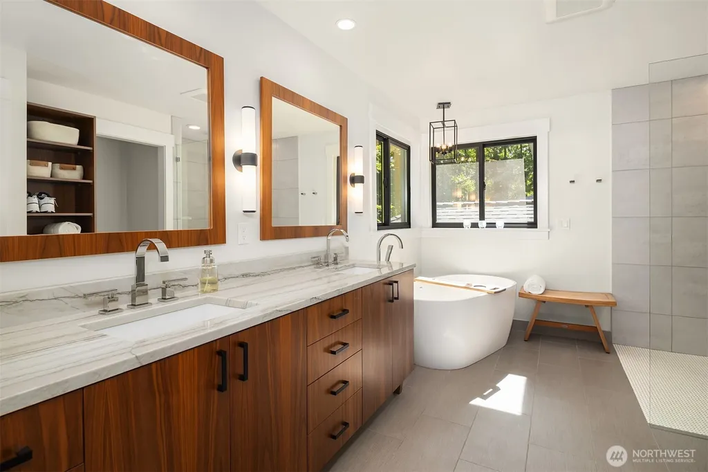 8902 196th Street SW Edmonds WA 98026