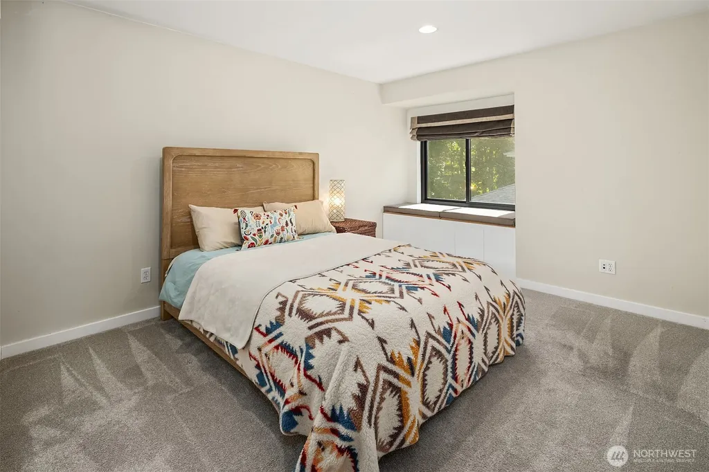 8902 196th Street SW Edmonds WA 98026