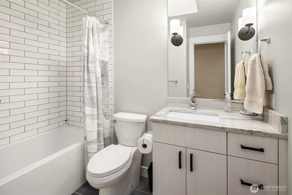 8902 196th Street SW Edmonds WA 98026