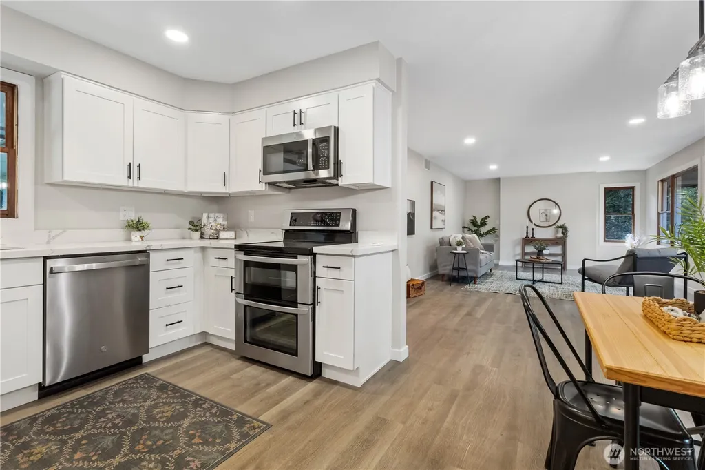 3595 NW Boundary Trail Bremerton WA 98312