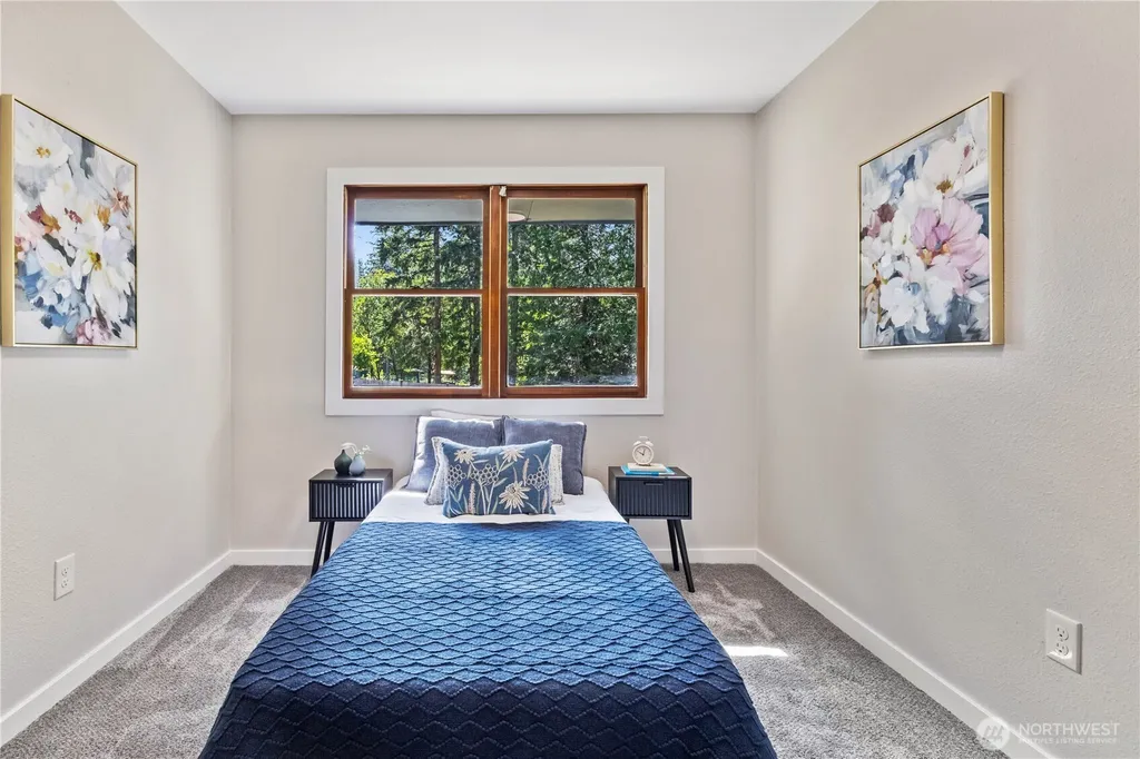 3595 NW Boundary Trail Bremerton WA 98312