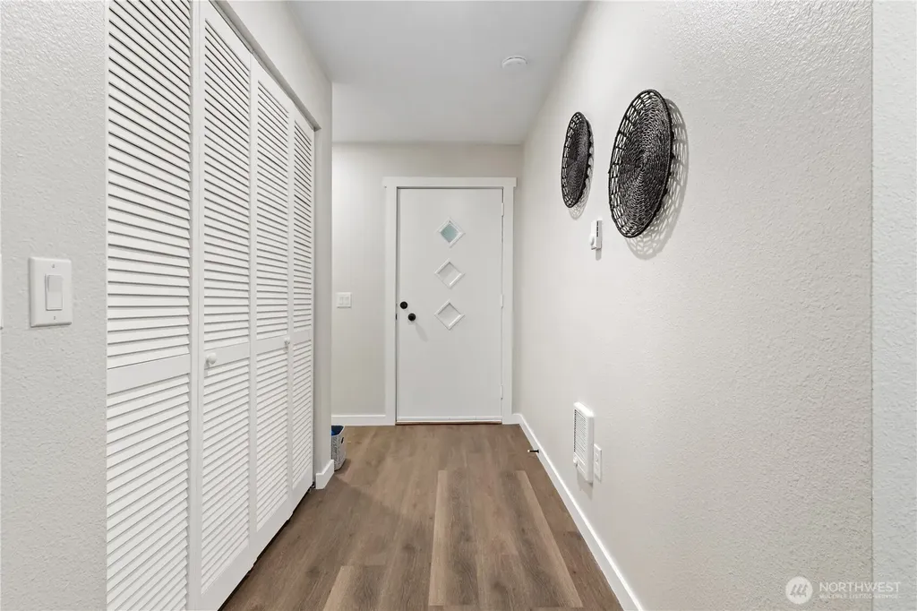 3595 NW Boundary Trail Bremerton WA 98312