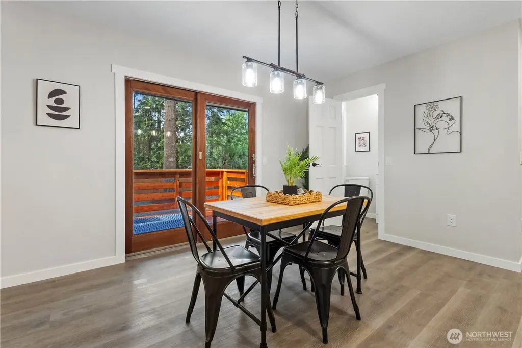 3595 NW Boundary Trail Bremerton WA 98312