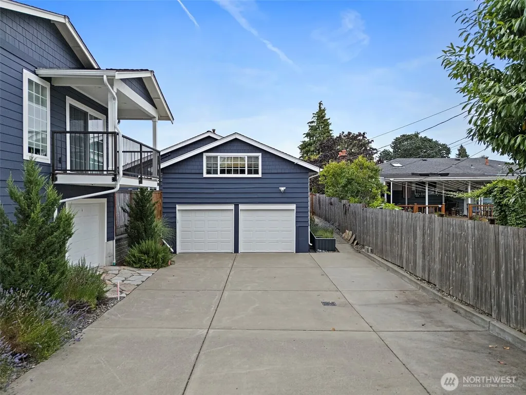 1830 N Highland Street Tacoma WA 98406