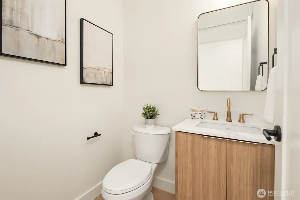 614 5th Avenue S Edmonds WA 98020