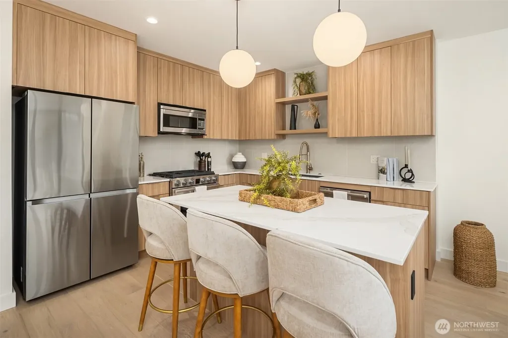 614 5th Avenue S Edmonds WA 98020