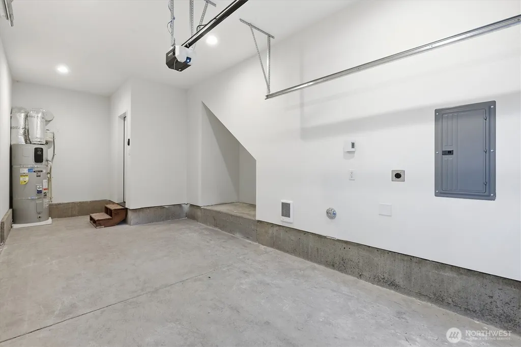 13353 25th Avenue NE Seattle WA 98125